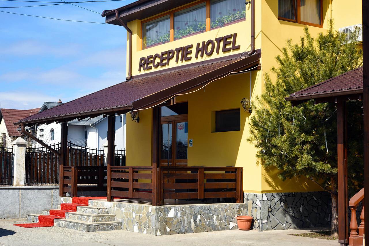 Hotel Tudor Ploieşti Dış mekan fotoğraf